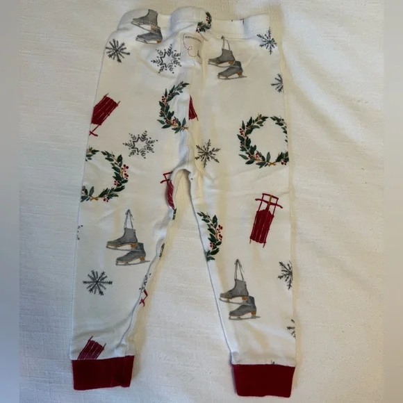 Burt’s Bees Baby | Bundle of 2-piece Holiday Pajama Sets | 18 months - Picture 11 of 16